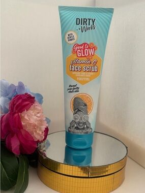 Dirty Works Vitamin C Face Scrub With Pumice “New”